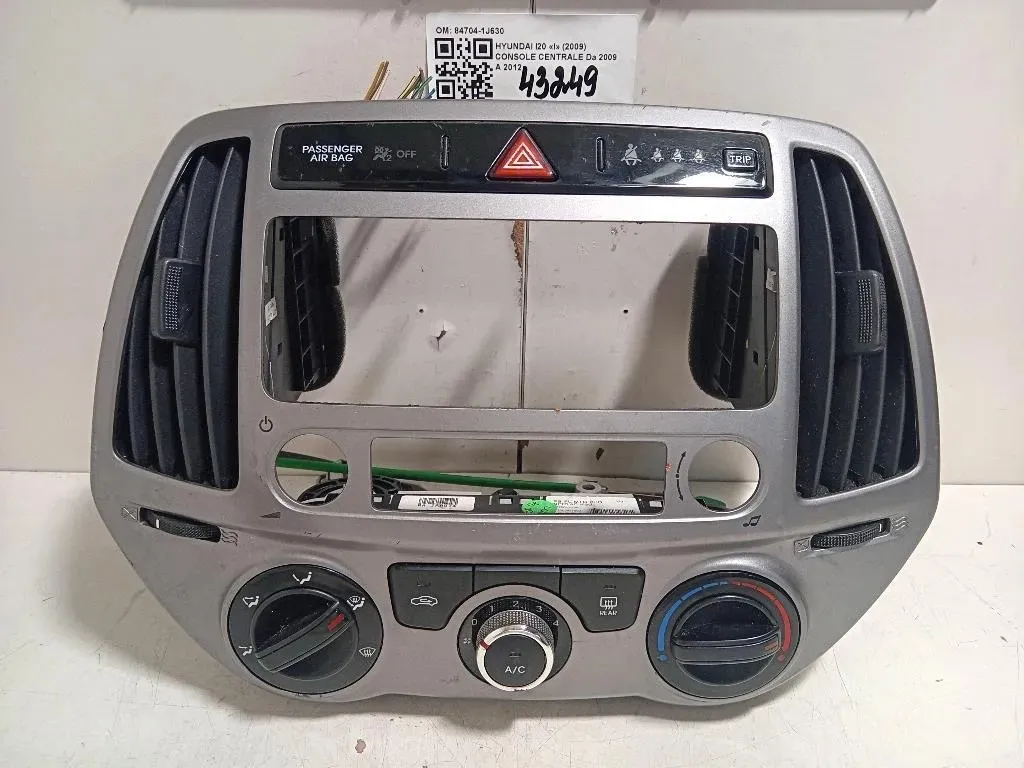 Console Centrale 84704-1J630 Hyundai I20 I 2009