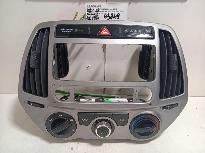 Console Centrale 84704-1J630 Hyundai I20 I 2009