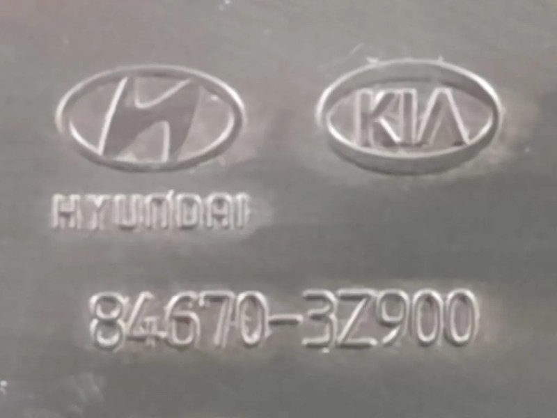 Console Centrale 84670-3Z900VANO PORTAOGGETTI Hyundai I40 2012