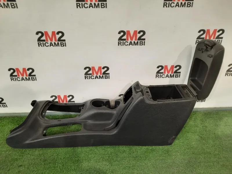 Console Centrale K0WD851DVAB Jeep Cherokee III 2002