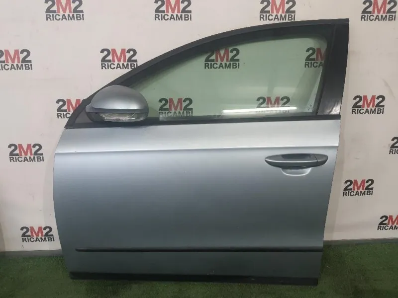 Porta ANT SX NUDA 3C4831055J Volkswagen Passat V 2005