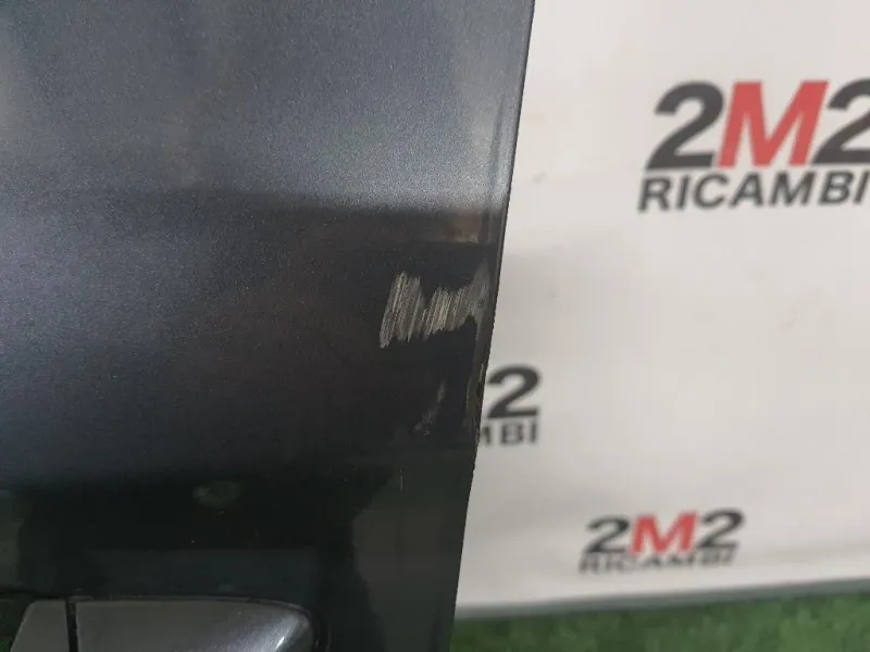 Porta ANT SX NUDA 3C4831055J Volkswagen Passat V 2005