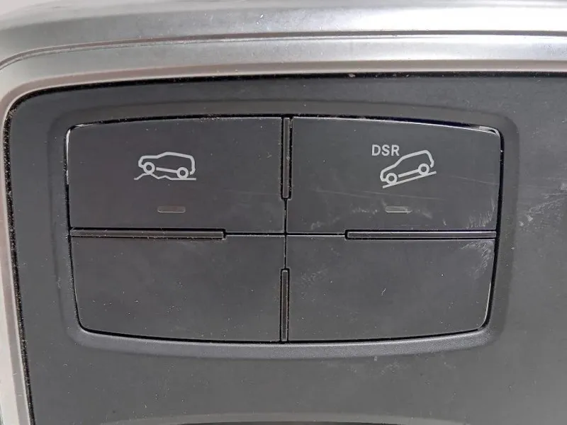 Console Centrale A166 680 1817 Mercedes Classe ML W166 2012