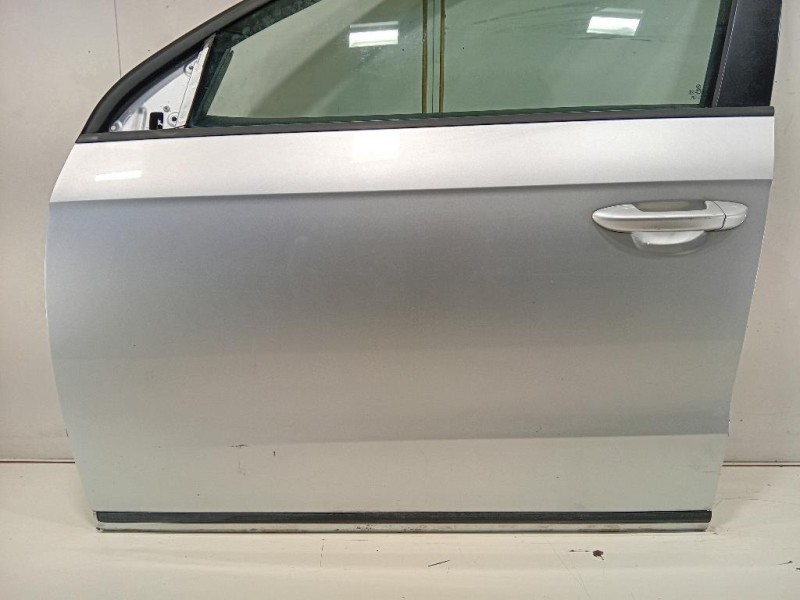 Porta ANT SX 3AA831055 Volkswagen Passat VI 2011