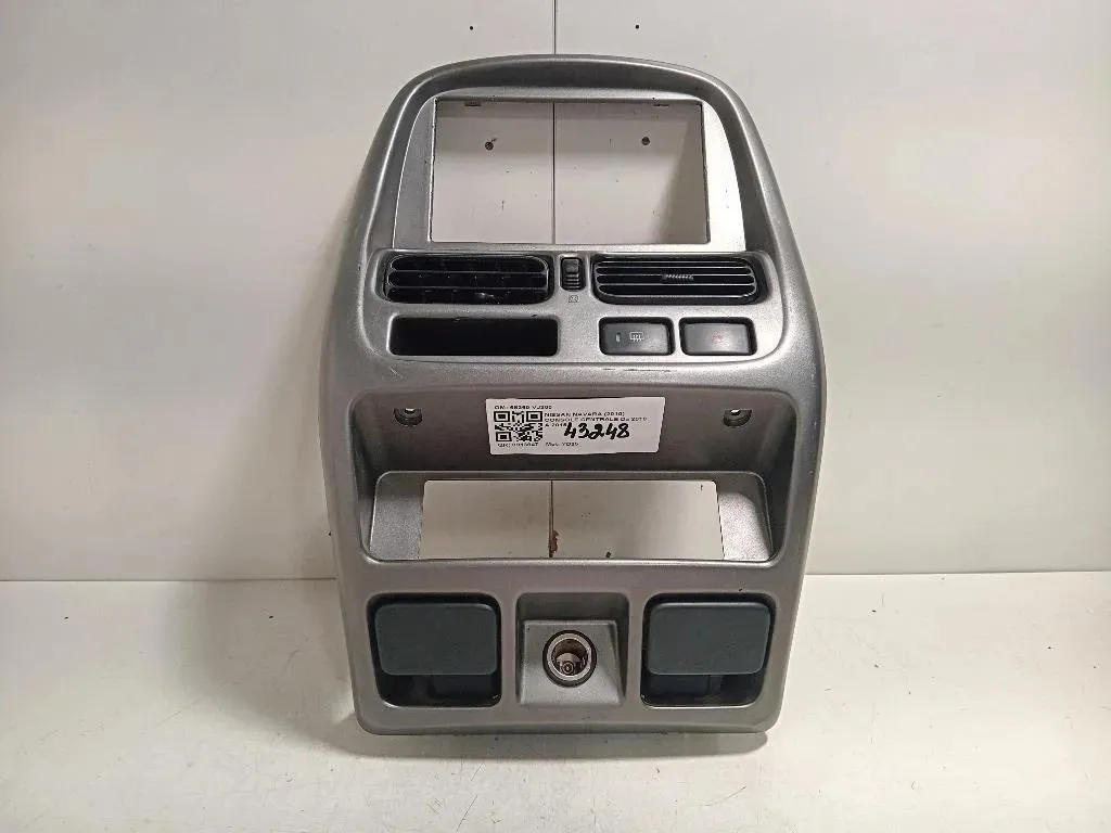 Console Centrale 68260 VJ200 Nissan Navara 2010