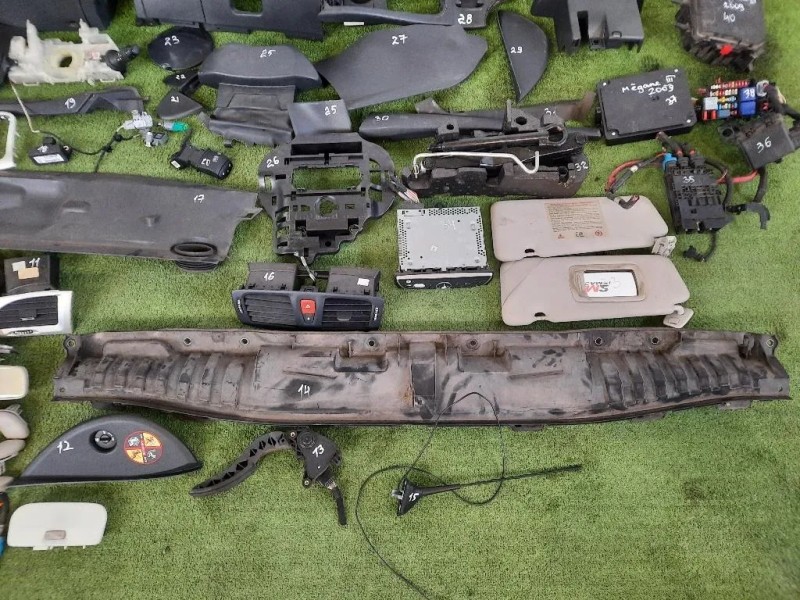 Console Centrale 969100026R Renault Mégane III 2009