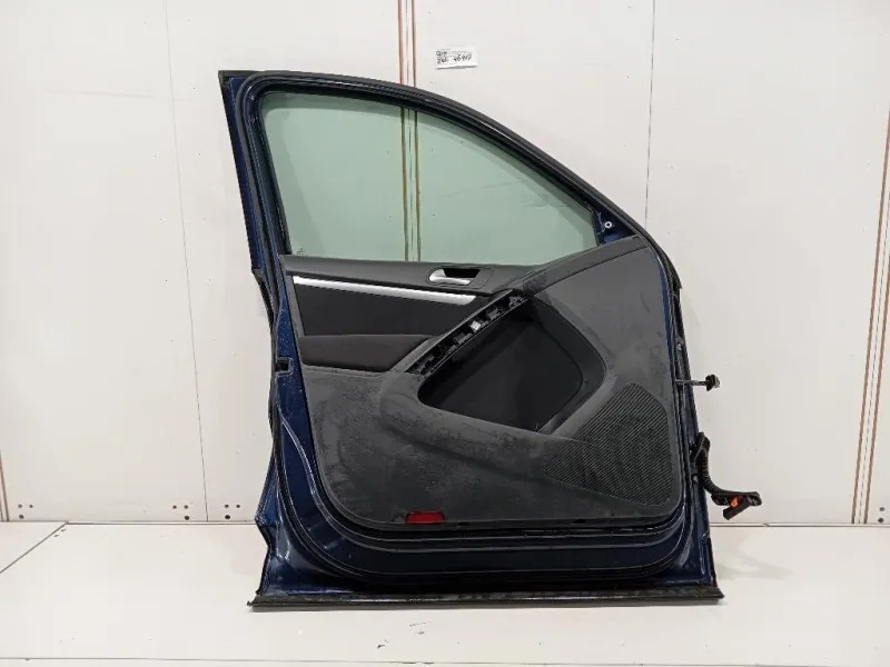 Porta ANT SX 5N0831055B Volkswagen Tiguan I 2011