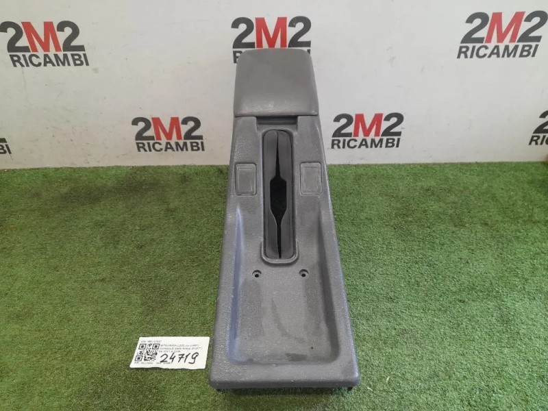 Console Centrale POST MR117627 Mitsubishi L200 II 1997