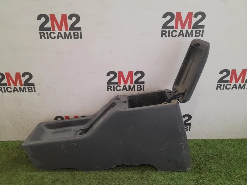 Console Centrale POST MR117627 Mitsubishi L200 II 1997
