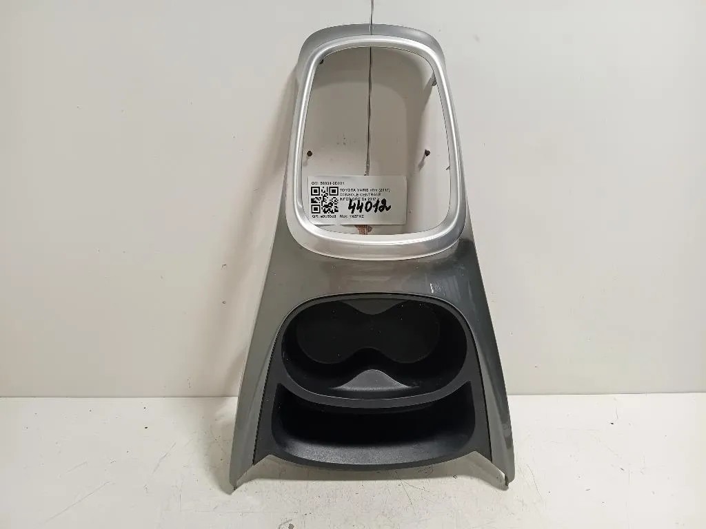 Console Centrale Inferiore 58804-0D221 Toyota Yaris IV 2017