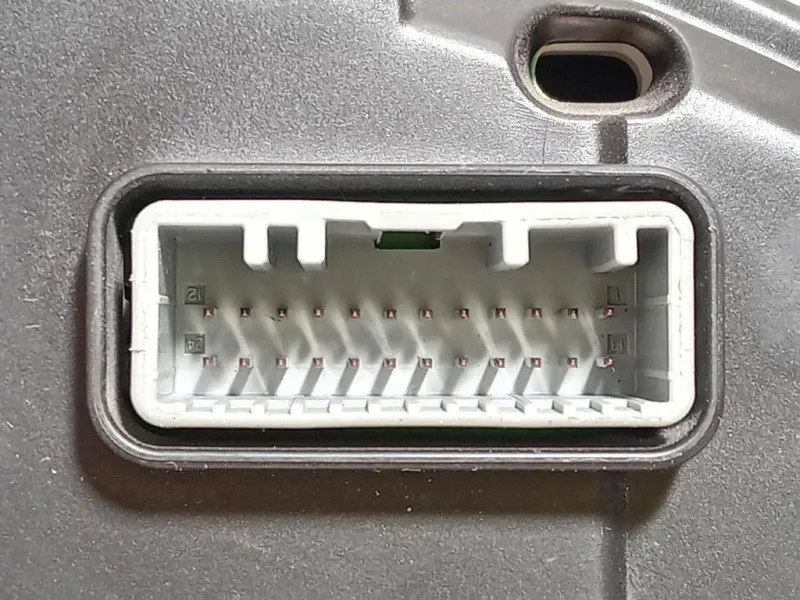 Contachilometri 28118012-3 Opel Movano B 2010