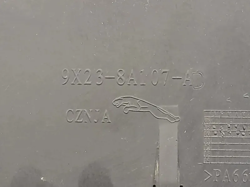 Convogliatore ARIA 8X238A107AD Jaguar XF I 2011