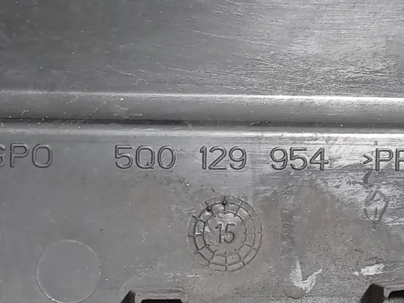 Convogliatore ARIA Radiatore SUP 5Q0 129 954 Audi A3 8VA Sportback 2012