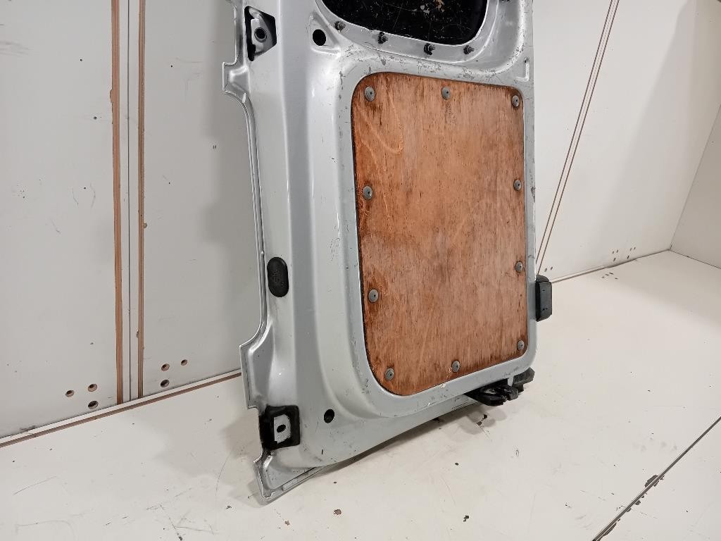 Porta DI Carico POST DX 2K0827092G Volkswagen Caddy III 2004