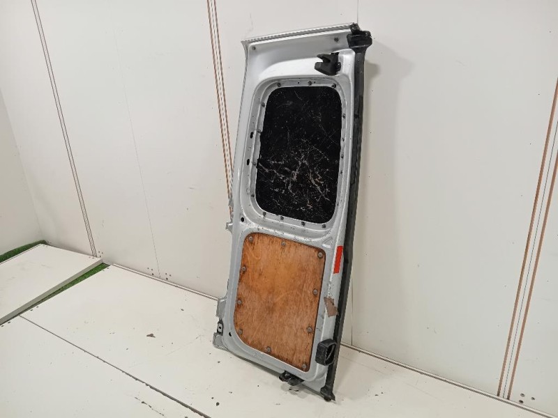 Porta DI Carico POST DX 2K0827092G Volkswagen Caddy III 2004