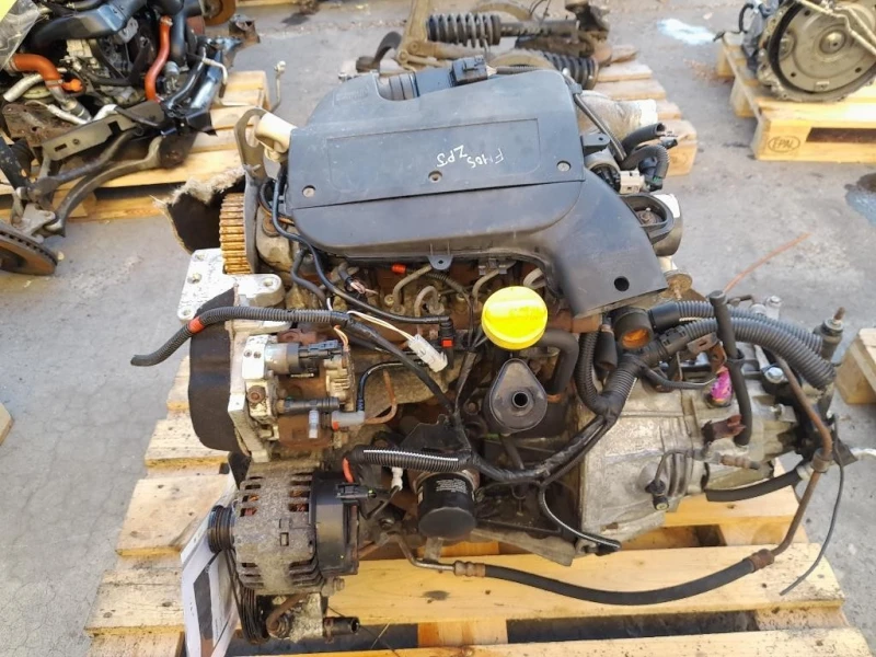 Motore Completo F9Q762 SOLO ACCESSORI 82CV 60KW Opel Vivaro A 2001