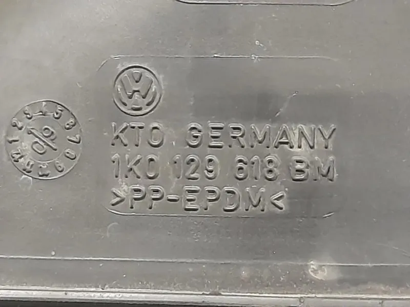 Coperchio Insonorizzante Motore COPERCHIO INSONORIZZANTE MOTORE Audi TT 8J3 2010