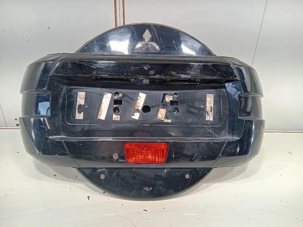 Copertura IN Lamiera Ruota DI Scorta POST COPERTURA IN LAMIERA RUOTA DI SCORTA POST Mitsubishi Pajero IV 2007