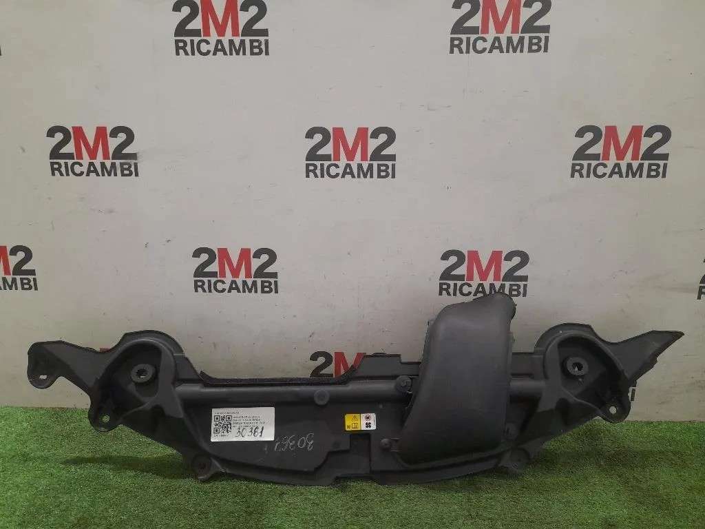 Copertura Interna Griglia Radiatore SUP ANT 8X23-8A303-AD Jaguar XF I 2008