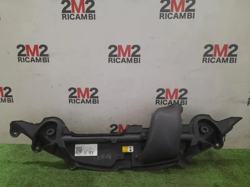 Copertura Interna Griglia Radiatore SUP ANT 8X23-8A303-AD Jaguar XF I 2008