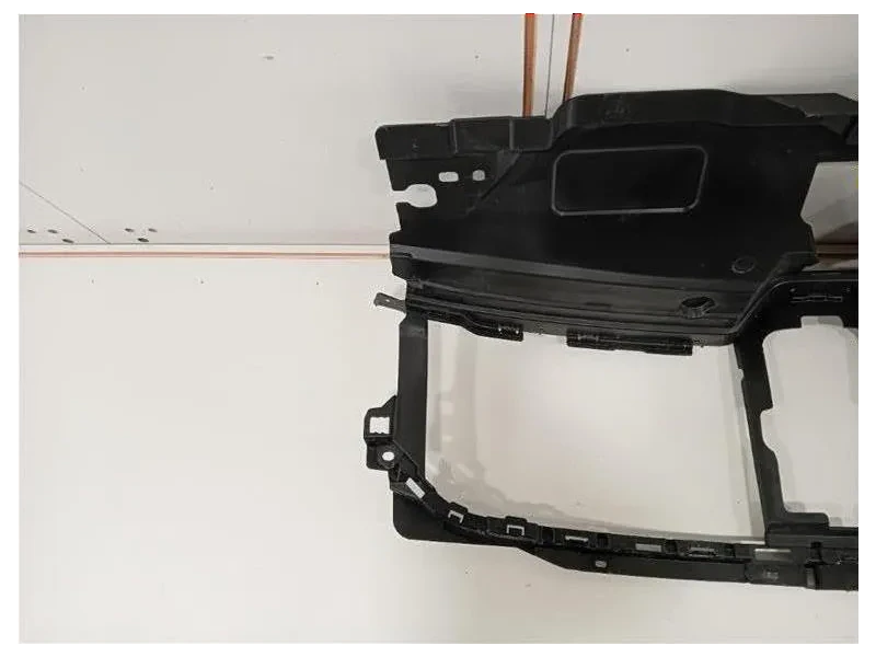 Copertura Interna Griglia Radiatore ANT 620363874R Renault Austral 2022