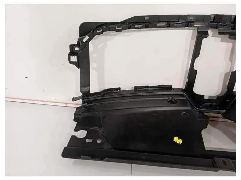 Copertura Interna Griglia Radiatore ANT 620363874R Renault Austral 2022