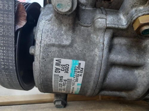 Copertura Interna Griglia Radiatore ANT 5328947010 Toyota Prius I 2004