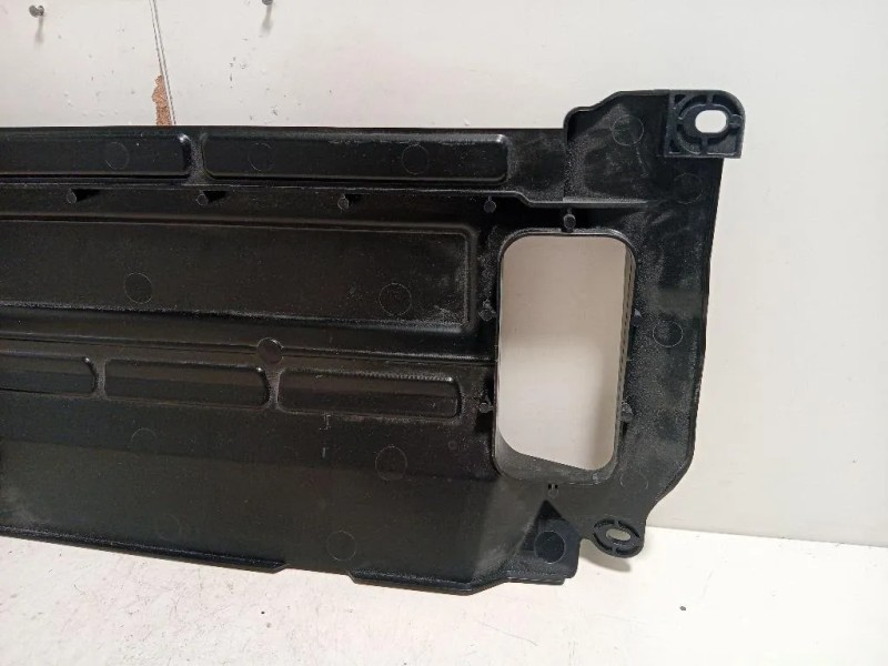 Copertura Interna Griglia Radiatore ANT 88891-0D190 Toyota Yaris IV 2014