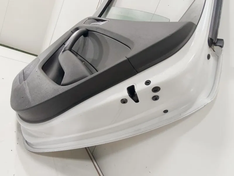 Porta POST DX 8X4833052B Audi A1 8XA Sportback 2012