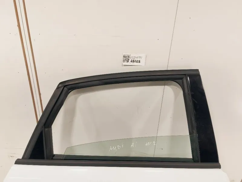 Porta POST DX 8X4833052B Audi A1 8XA Sportback 2012