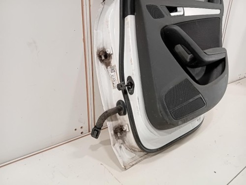 Porta POST DX 8K5833052C Audi A4 8K2 2008