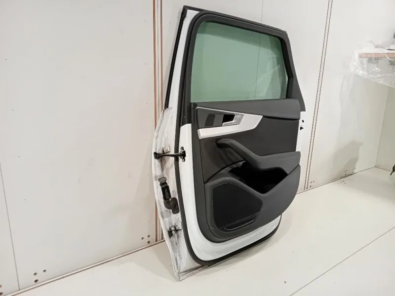 Porta POST DX 8W9833052B Audi A4 8W5 Avant 2015