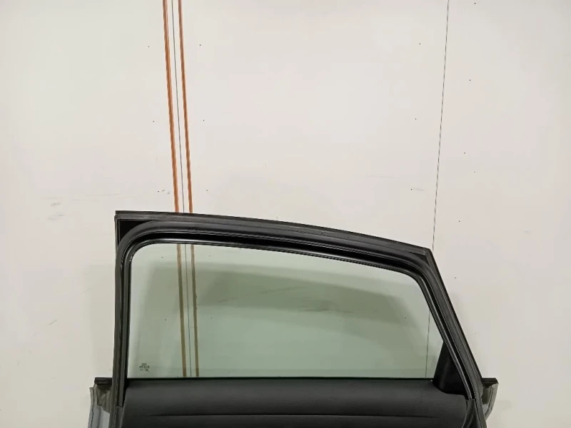 Porta POST DX 4G5833052 Audi A6 4F2 2008