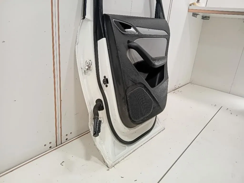 Porta POST DX 8U0833052 DIFETTI IN FOTO Audi Q3 8UB 2012