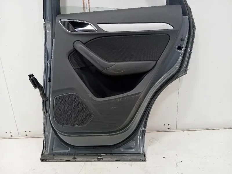 Porta POST DX 8U0833052 Audi Q3 8UB 2012