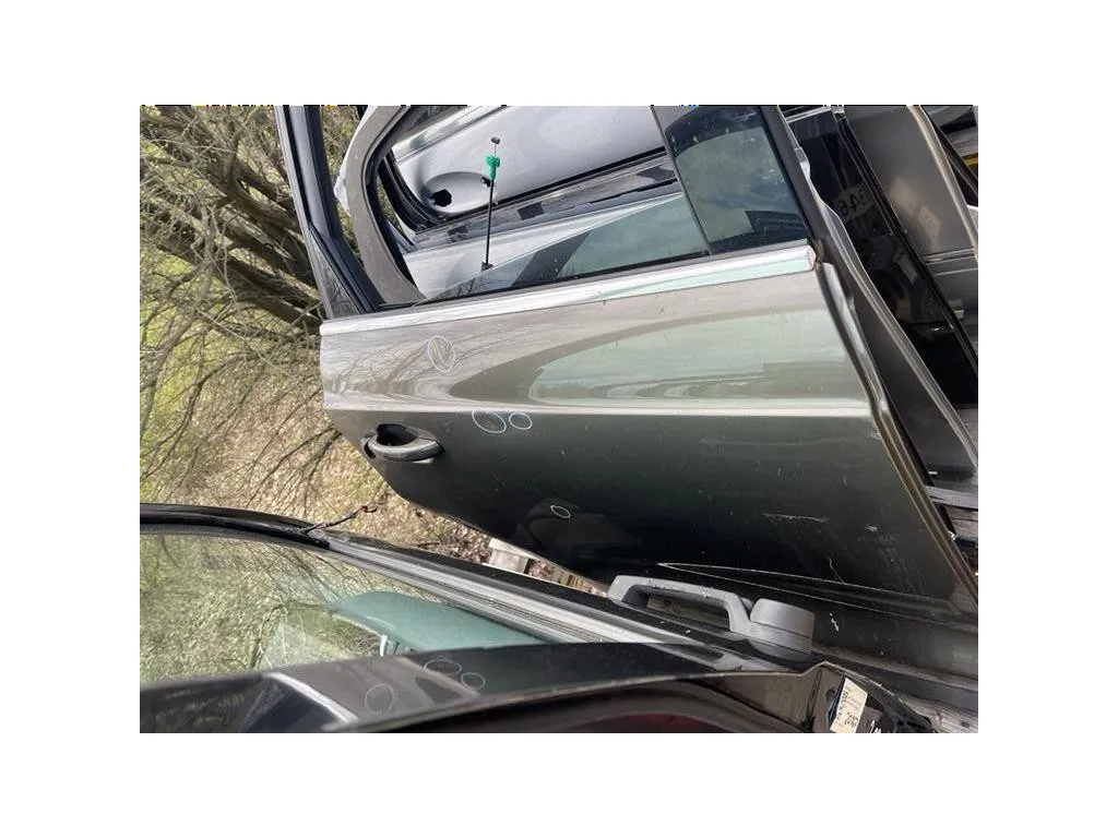 Porta POST DX 8U0833052 Audi Q3 8UB 2012