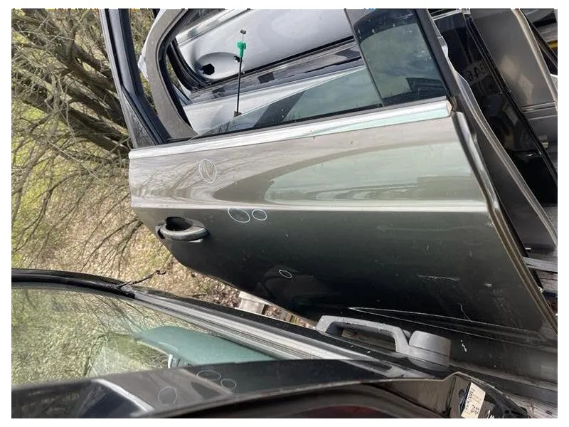 Porta POST DX 8U0833052 Audi Q3 8UB 2012