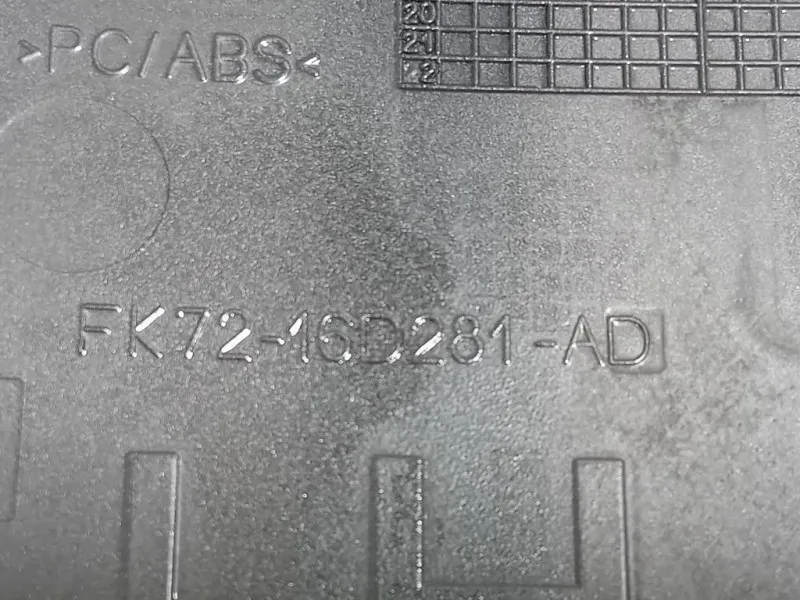 Copertura Posteriore Parafango ANT SX FK72-16D281-AD Land Rover Range Rover Sport III 2014