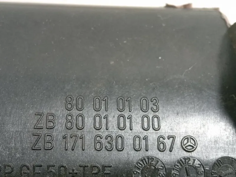 Copertura Serbatoio Carburante 1716300167 Mercedes Classe SLK R171 2004