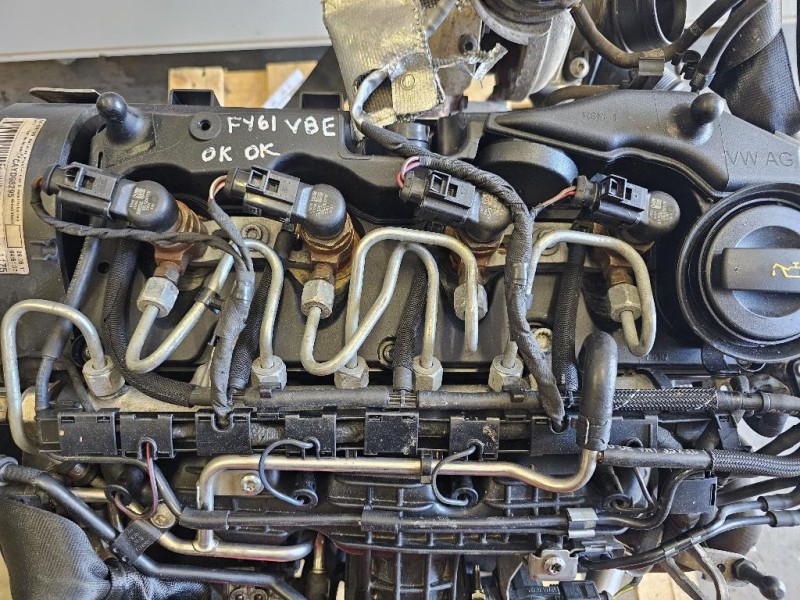 Motore Completo CAYC 105 CV 77 KW Volkswagen GOLF VI 2009