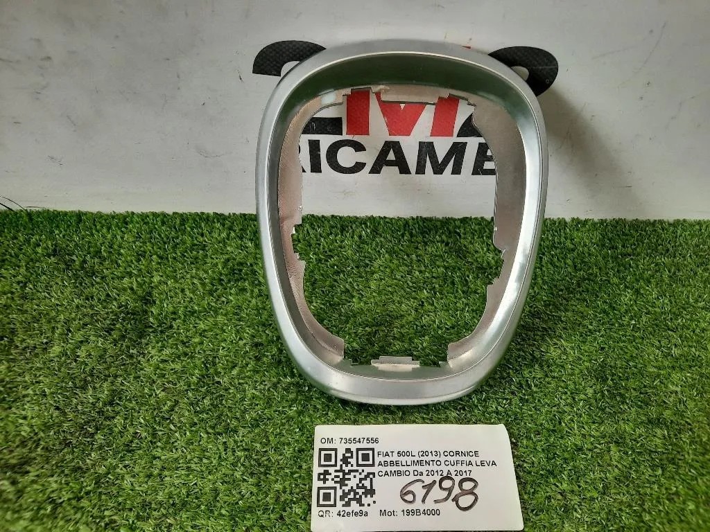 Cornice Abbellimento Cuffia LEVA Cambio 735547556 Fiat 500L 2013