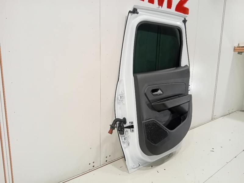 Porta POST DX 821009199R Dacia Duster II 2021