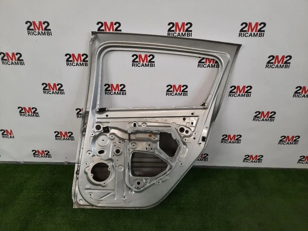 Porta POST DX 821002434R Dacia Sandero Stepway II 2016