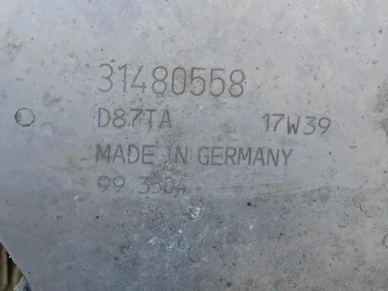 Motore Completo B4204T38 122 CV 90 KW Volvo V40 II 2012