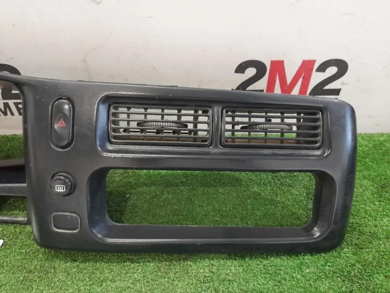 Cornice Quadro Strumenti MR117494 Mitsubishi L200 II 1997