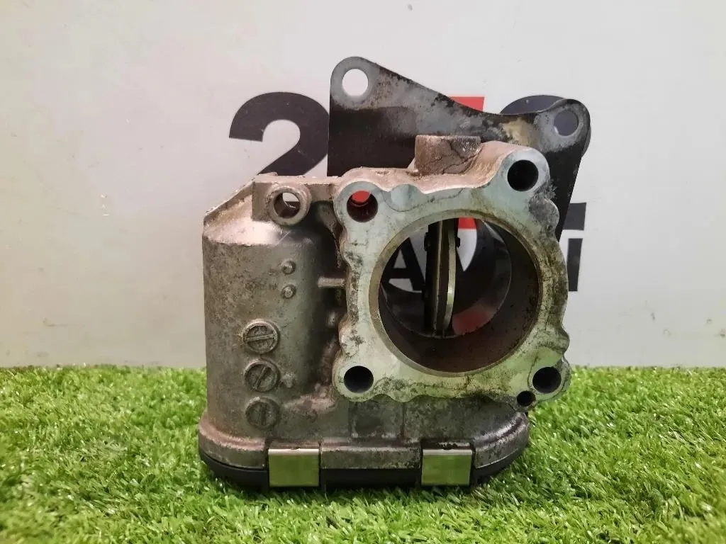 Corpo Farfallato 8200330810F Renault Koleos I 2008