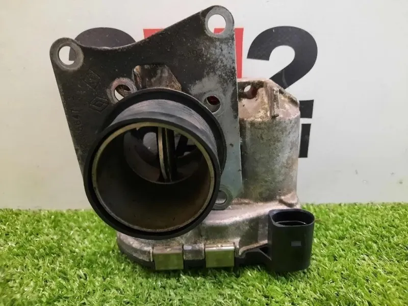 Corpo Farfallato 8200330810F Renault Koleos I 2008