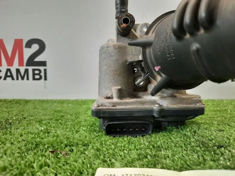 Corpo Farfallato 2203047040 Toyota Yaris IV 2017