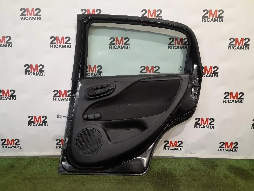Porta POST DX Fiat Grande Punto 2006