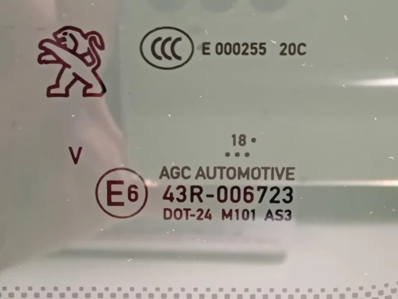 Cristallo Fisso Parafango POST DX 9804000580 Peugeot 308 II 2014